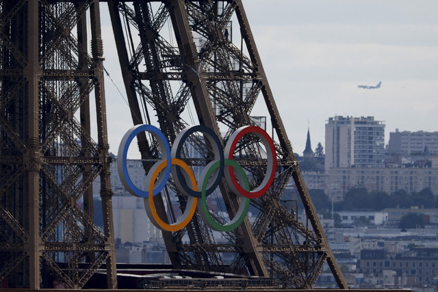 Ilustrasi logo Olimpiade. Foto: GONZALO FUENTES/AFP