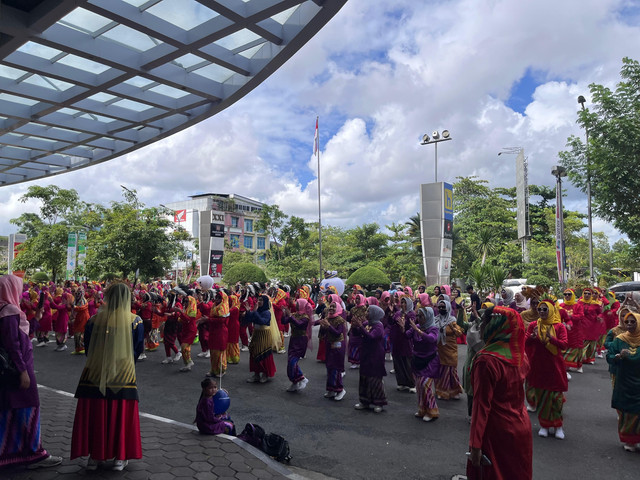 Ayani Megamall Pontianak sukses menggelar acara jepin massal pada Kamis siang, 23 Oktober 2025. Foto: Dok. Hi!Pontianak