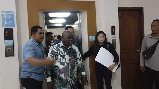 Menteri Hak Asasi Manusia (HAM) Natalius Pigai di Gedung Pascasarjana Udayana, Jalan Sudirman, Kota Denpasar, Bali, Jumat (24/10/2025). Foto: Denita BR Matondang/kumparan