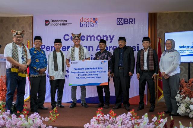 Ceremony Apresiasi Desa BRILiaN 2024 di Desa BRILiaN Lawang Bukittinggi, Kabupaten Agam, Sumatra Barat pada Jumat (17/10/2025). Foto: Dok. BRI