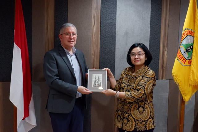 Universitas Moestopo Jajaki Kerja Sama Akademik dengan Kedutaan Besar Ekuador
