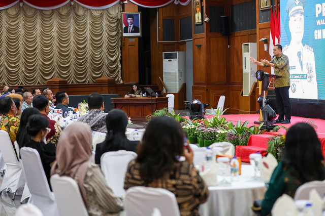 Pertemuan Wali Kota Eri Cahyadi dengan para GM Hotel di Surabaya, belum lama ini. Foto: Diskominfo Surabaya