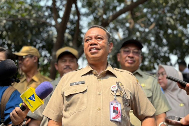 Kepala Dinas Bina Marga Provinsi DKI Jakarta, Heru Suwondo di Jalan Inspeksi Kali Duri, Penjaringan, Jakarta Utara, Senin (27/10/2025). Foto: Amira Nada Fauziyyah/kumparan