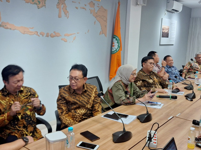 Konferensi pers IPOC 2025 di Kantor GAPKI, Jakarta Pusat pada Selasa (28/10/2025). Foto: Argya D. Maheswara/kumparan 