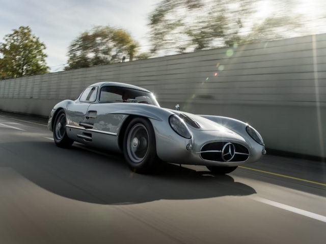 Mercedes-Benz 300 SLR Uhlenhaut Coupe, mobil termahal yang pernah dilelang. Foto: Dok. IMSA