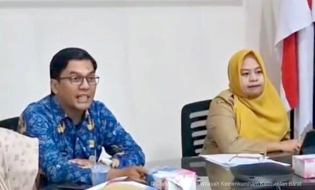 Rapat pembahasan Rancangan Peraturan Bupati (Raperbup) Melawi tentang Program Bantuan Pendidikan Dokter Spesialis dan Dokter Gigi Spesialis. Foto: Dok. Kanwil Kemenkum Kalbar