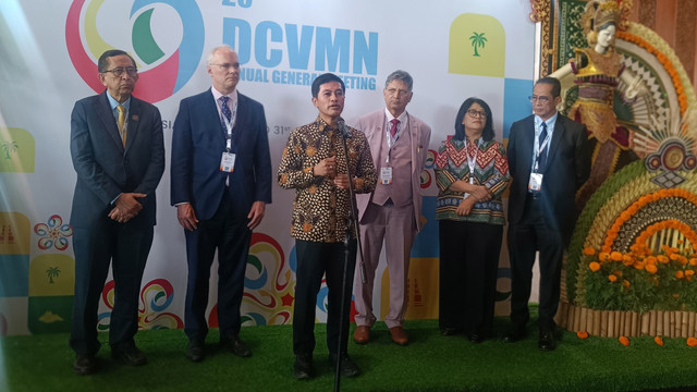 Wakil Menteri Kesehatan Dante Saksono Harbuwono dalam pertemuan ke-26 Developing Countries Vaccine Manufacturers Network (DCVMN) di Bali, Rabu (29/10/2025). Foto: Denita BR Matondang/kumparan