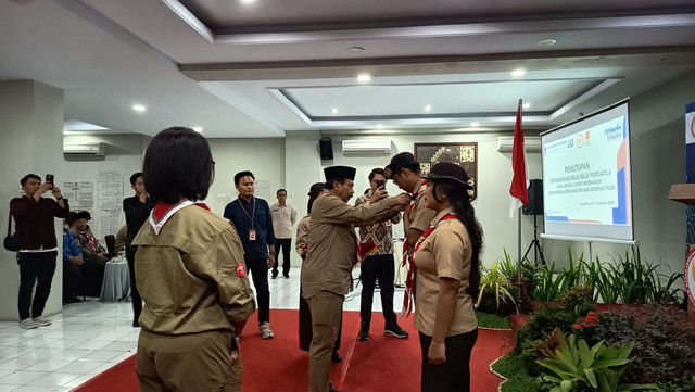 Penyematan Pin Kader Tunas Pancasila oleh Kepala BPIP RI. Foto : Istimewa