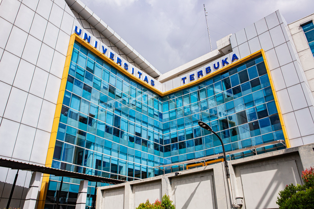 Universitas Terbuka Menjadi Universitas dengan Lulusan Terbanyak yang Menjadi Pegawai Negeri Sipil (PNS). Foto: Dok. Universitas Terbuka.