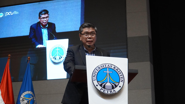 Prof. Dr. (H.C.) Ir. Rolly Intan, M.A.Sc., Dr.Eng. rektor baru UK Petra.
