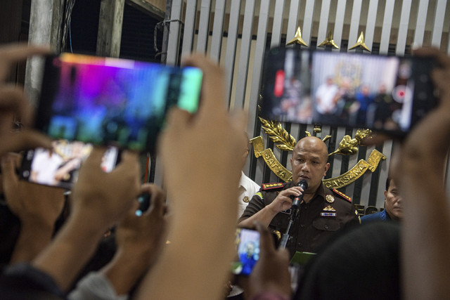 Kepala Kejari Kota Bandung Irfan Wibowo, Kamis (30/10/2025). Foto: Novrian Arbi/ANTARA FOTO