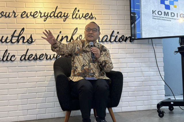 Kepala BPSDM Kemkomdigi, Bonifasius Wahyu Pudjianto di Kantor Kemkomdigi, Jakarta Pusat, Jumat (31/10/2205). Foto: Abid Raihan/kumparan