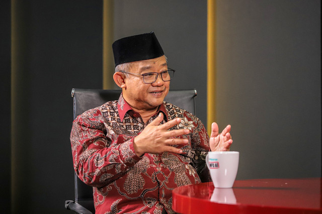 Mendikdasmen Abdul Mu'ti dalam program Info A1 pada Jumat 31 Oktober 2025. Foto: Iqbal Firdaus/kumparan