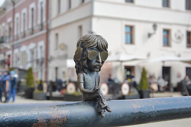 "Statuette". Image by Алексей Борщ from Pixabay