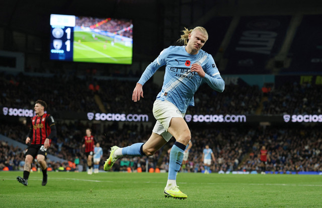 Selebrasi Erling Haaland saat laga Man City vs Bournemouth di pekan 10 Liga Inggris 2025/26 di Stadion Etihad, Minggu (2/11). Foto: REUTERS/Phil Nobl
