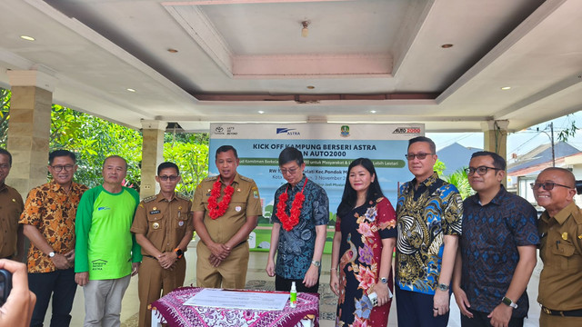 Aktivitas CSR (Corporate Social Responsibility) Auto2000 di Bekasi, Jawa Barat. Foto: Sena Pratama/kumparan