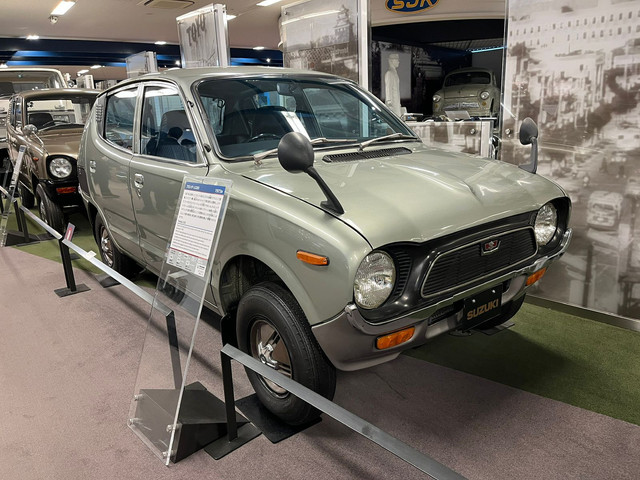 Suzuki Fronte LC20 di Plaza Suzuki, Hamamatsu, Shizuoka, Jepang pada Kamis (30/10/2025). Foto: Syahrul Ghiffari/kumparan