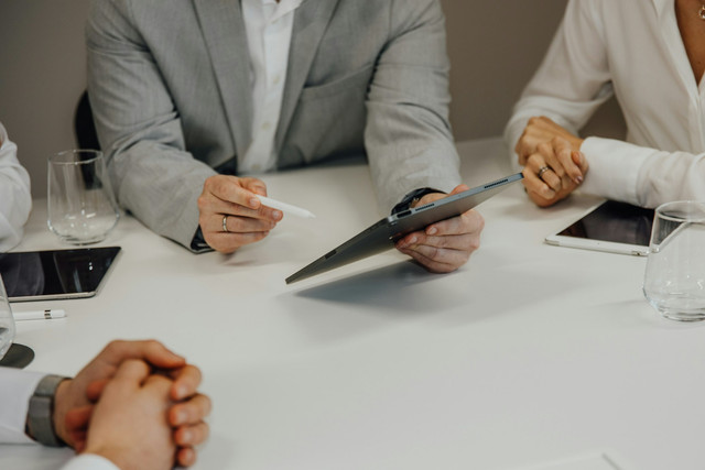 Ilustrasi Pentingnya Adaptasi dalam Business Process Pemerintahan. Foto: Unsplash/ SEO Galaxy