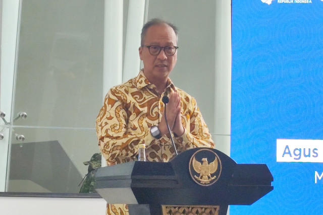 Menteri Perindustrian Agus Gumiwang Kartasasmita dalam gelaran Peresmian Balai Pemberdayaan Industri Persepatuan Indonesia (BPIPI) di Sidoarjo, Selasa (4/11/2025). Foto: Widya Islamiati/kumparan
