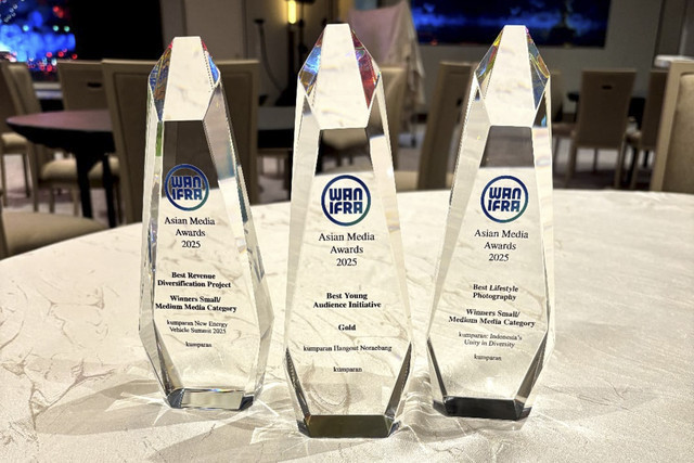 kumparan New Energy Vehicle Summit 2025 meraih penghargaan WAN-IFRA Asian Media Award 2025. Foto: Joshua Simanjuntak/kumparan