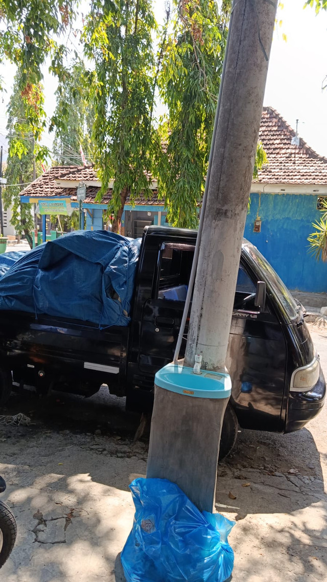 Sumber : Dokumentasi Pribadi penulis | Truk frozen fish, unggas, seafood dan berbagai produk perishable laiinnya.