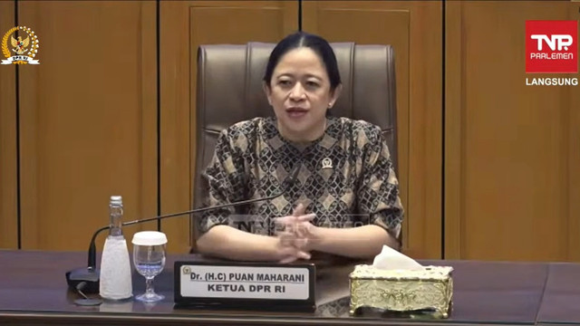 Ketua DPR RI Puan Maharani menghadri Parlemen Remaja 2025 di Jakarta, Kamis (6/11/2025). Foto: Youtube/DPR RI