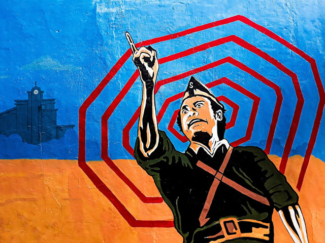 ilustrasi pidato hari pahlawan 2025. Unsplash/haiiimam 