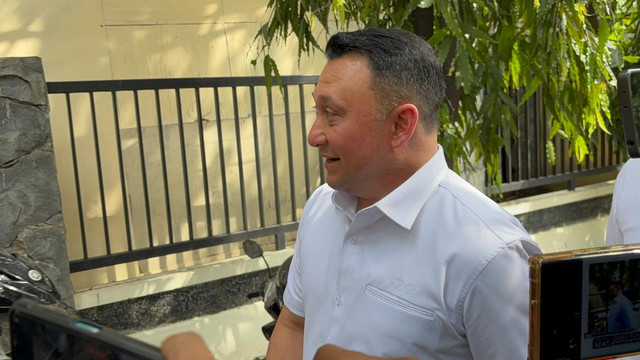 Wali Kota Jakut, Hendra Hidayat di SMAN 72 Jakarta. Foto: Abid Raihan/kumparan