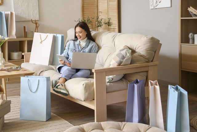 Ilustrasi belanja online. Foto: Shutterstock