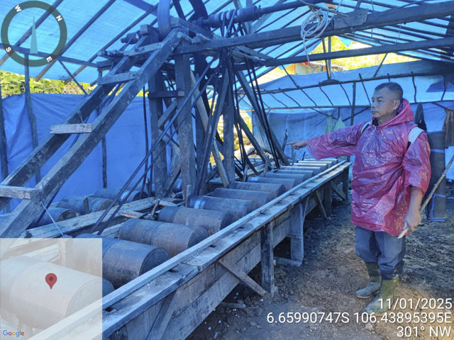 Pembongkaran bangunan tambang ilegal di Gunung Halimun-Salak. Foto: Dok. Gakkum LH