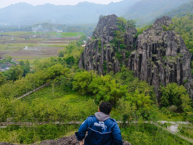 Suasana di puncak Gunung Sepikul (HilalFajri)