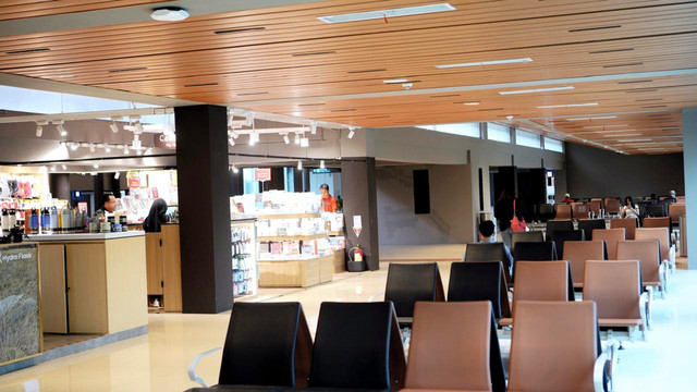 Suasana terminal 1C Bandara Soekarno-Hatta, Tangerang, Banten yang akan beroperasi secara penuh mulai Rabu (12/11/2025). Foto: Dok. PT Angkasa Pura Indonesia 