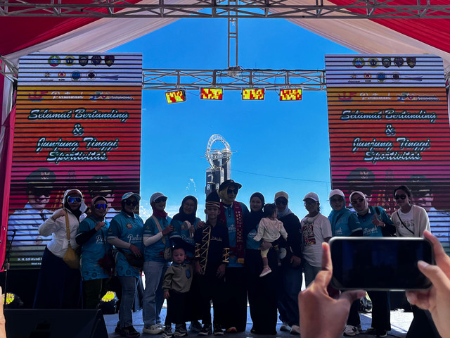 Pembukaan Pontianak Dragon Boat Race 2025 di Taman Alun-Alun Kapuas, Pontianak pada Sabtu pagi, 8 November 2025. Foto: Dok. Hi!Pontianak