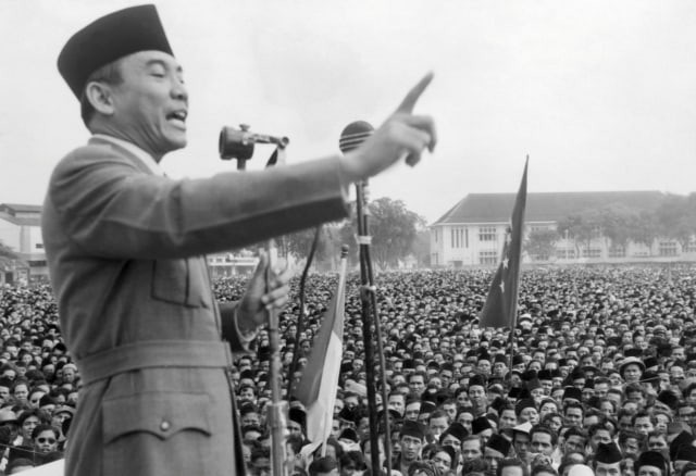 Ilustrasi Apakah Soekarno Pahlawan Nasional. Foto: AFP/kumparanNEWS
