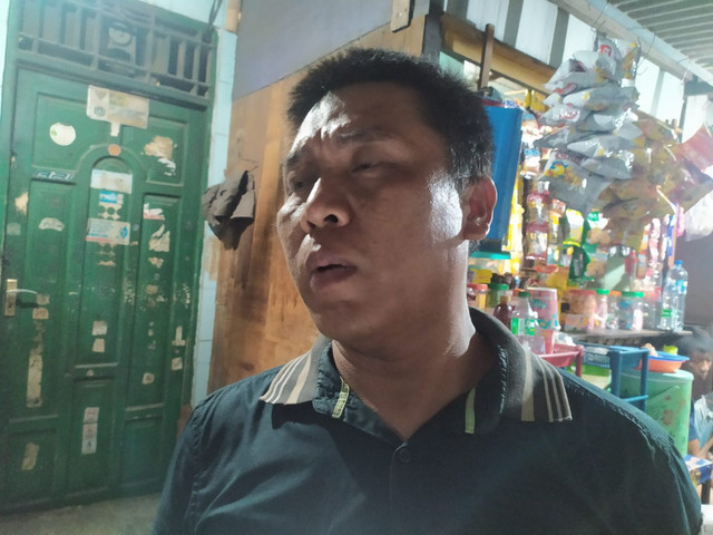 Warga di Cakung yang dicuri motornya, Hendrika (57). Foto: Rachmadi Rasyad/kumparan