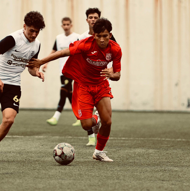 Pemain diaspora Indonesia di Rumania, Enache Edward. Foto: Dok. Pribadi