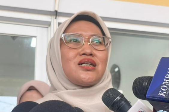 Komisioner Komisi Perlindungan Anak Indonesia (KPAI) Diyah Puspitarini di RSI Cempaka Putih, Jakarta Pusat, Minggu (9/11/2025). Foto: Nasywa Athifah/kumparan