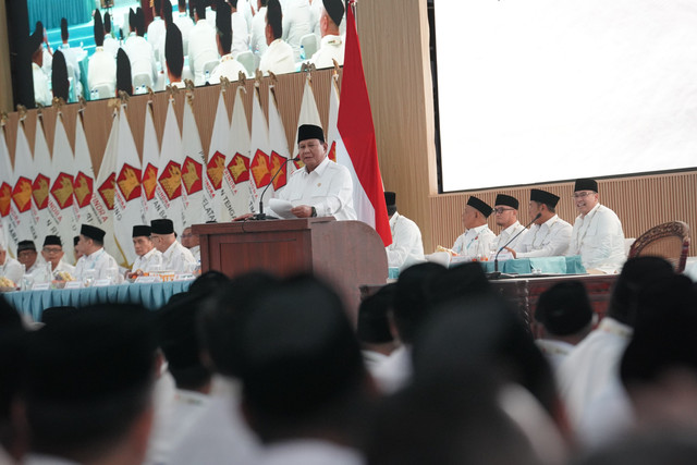 Ketua Dewan Partai Gerindra Prabowo Subianto saat menyampaikan taklimat di Padepokan Garuda Yaksa, Hambalang, Bogor, Jawa Barat, Sabtu (8/11/2025). Foto: Dok. Tim Media Prabowo Subianto