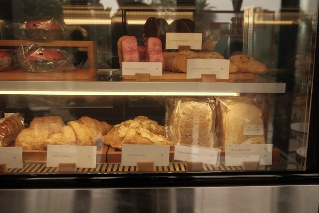 Ilustrasi Daftar Menu Drunk Baker Blok M,Foto:Unsplash/Yoga Sukma 🇮🇩