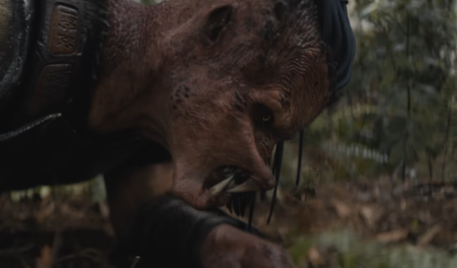 Cuplikan trailer film Predator: Badlands. Foto: YouTube 20th Century Studios