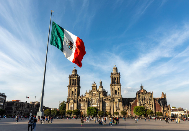 Zocalo Square di Mexico City, Meksiko. Foto: israel gutierrez/Shutterstock