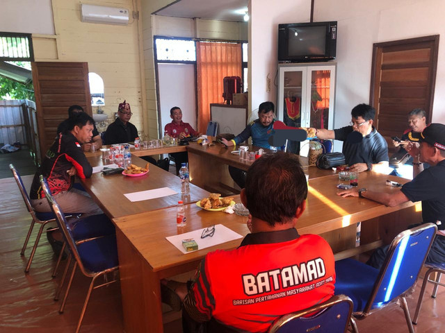 Suasana Rapat Internal Persiapan Pelaksanaan Musda BATAMAD Kabupaten Katingan Tahun 2025 di Sekreratiat DAD Kabupaten Katingan . (Foto : Istimewa)