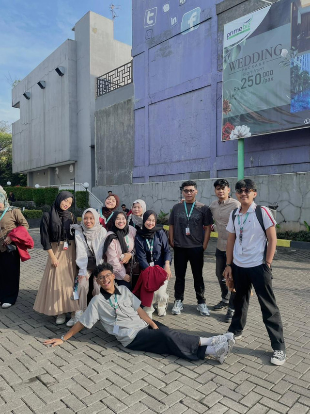 Momen Bersama Mahasiswa Manajemen UMY saat KKL (Foto: Nabila Sukarno)