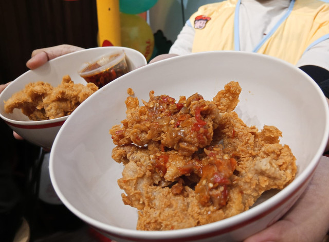 Dakbal, kuliner ceker krispi peda ala Korea. Foto: Masruroh/Basra