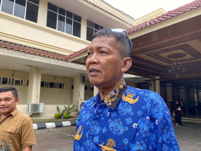 Ketua Umum Paguyuban Lurah Nayantaka DIY, Gandang Hardjanata, Senin (10/11). Foto: Pandangan Jogja/Resti Damayanti