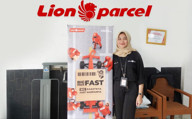 Agen Lion Parcel si Palembang, Khairunisa. (ist)