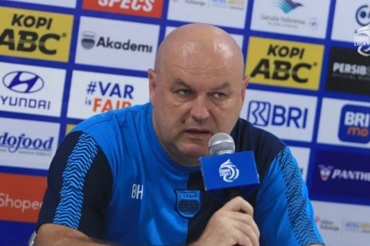 Kontrak Bojan Hodak di Persib. Foto: ligaindonesiabaru.com/kumparanBola