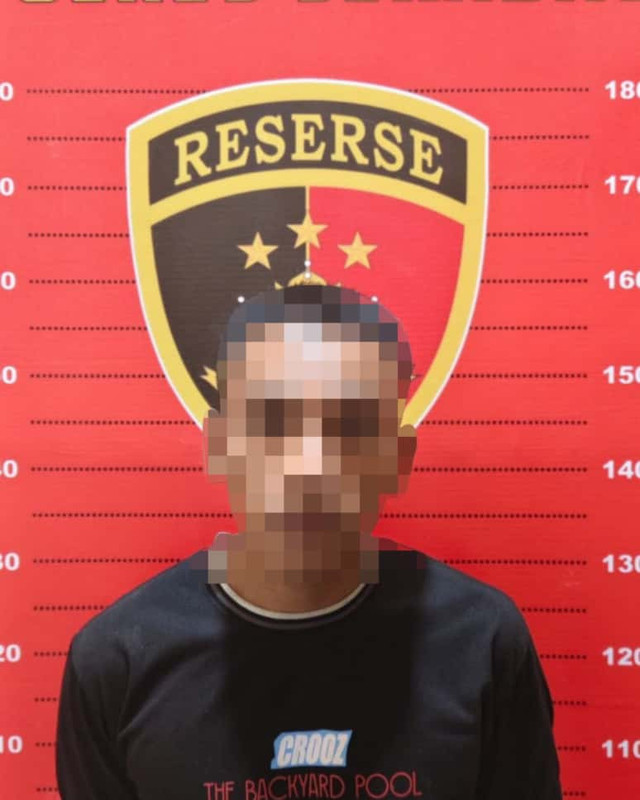 Pelaku penurian dan pemberatan di Sekadau diamankan polisi. Foto: Dok. Polres Sekadau