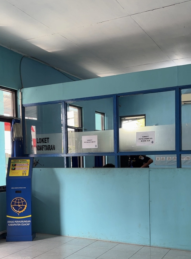 Belajar Melayani Publik dari Balik Meja Pendaftaran: Pengalaman Magang di Dishub