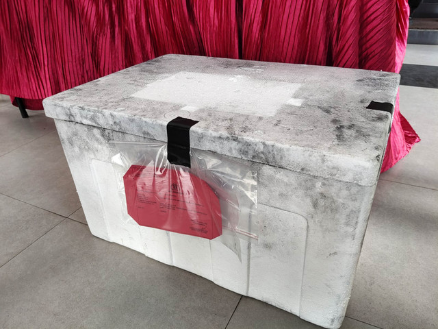 Stirofoam yang digunakan untuk membungkus bayi. Foto: Arfiansyah Panji Purnandaru/kumparan